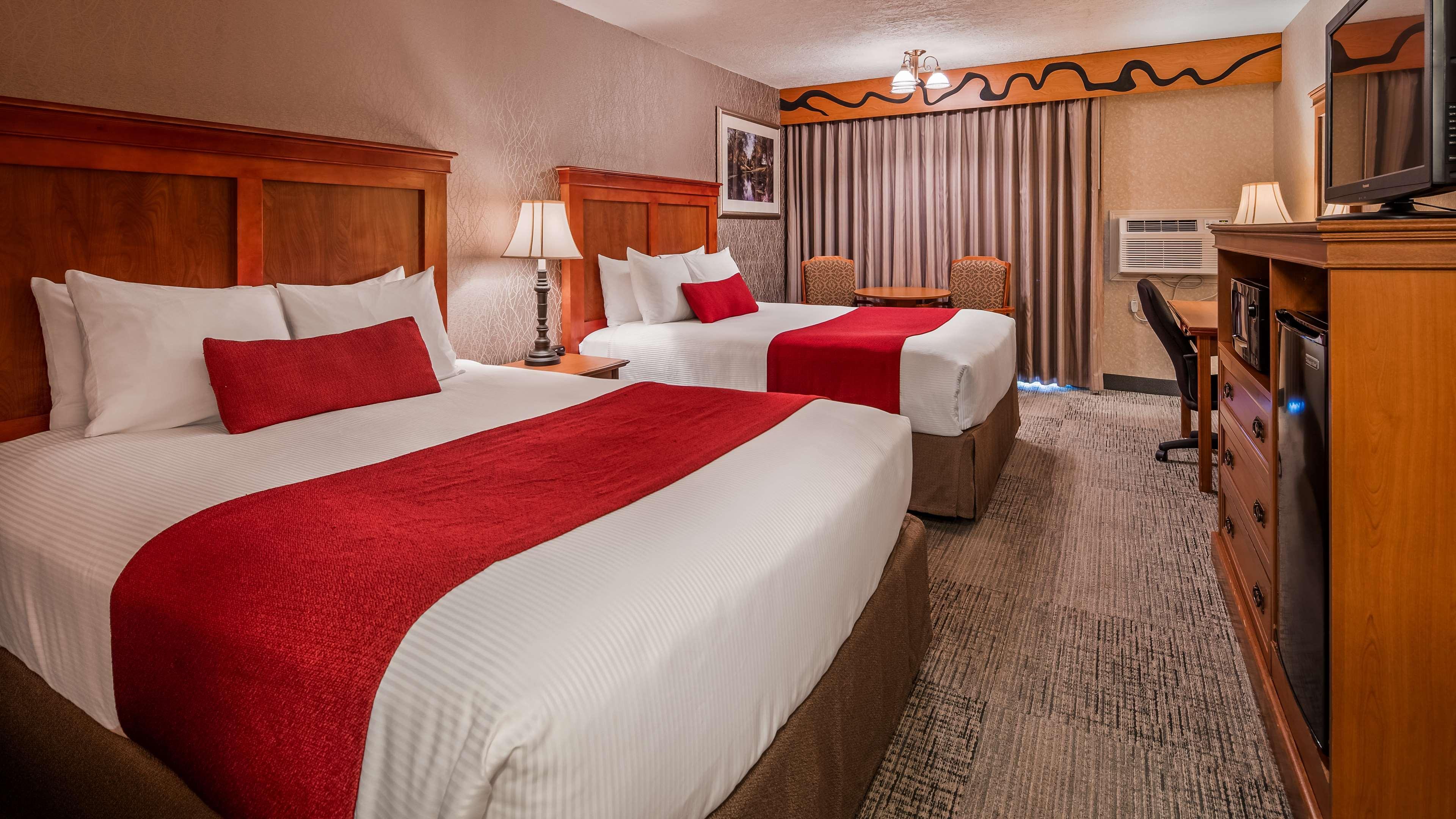 Best Western Plus Rivershore Hotel Oregon City Exterior foto