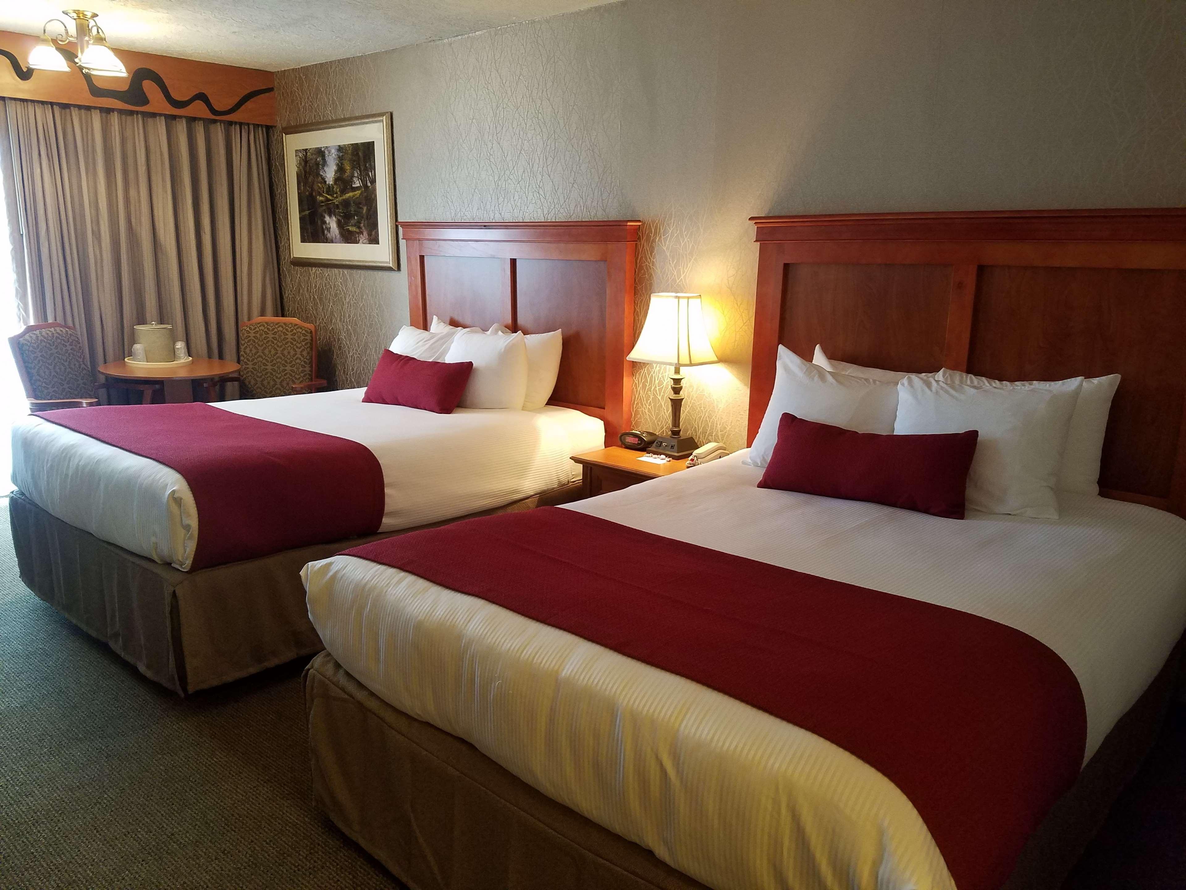 Best Western Plus Rivershore Hotel Oregon City Exterior foto