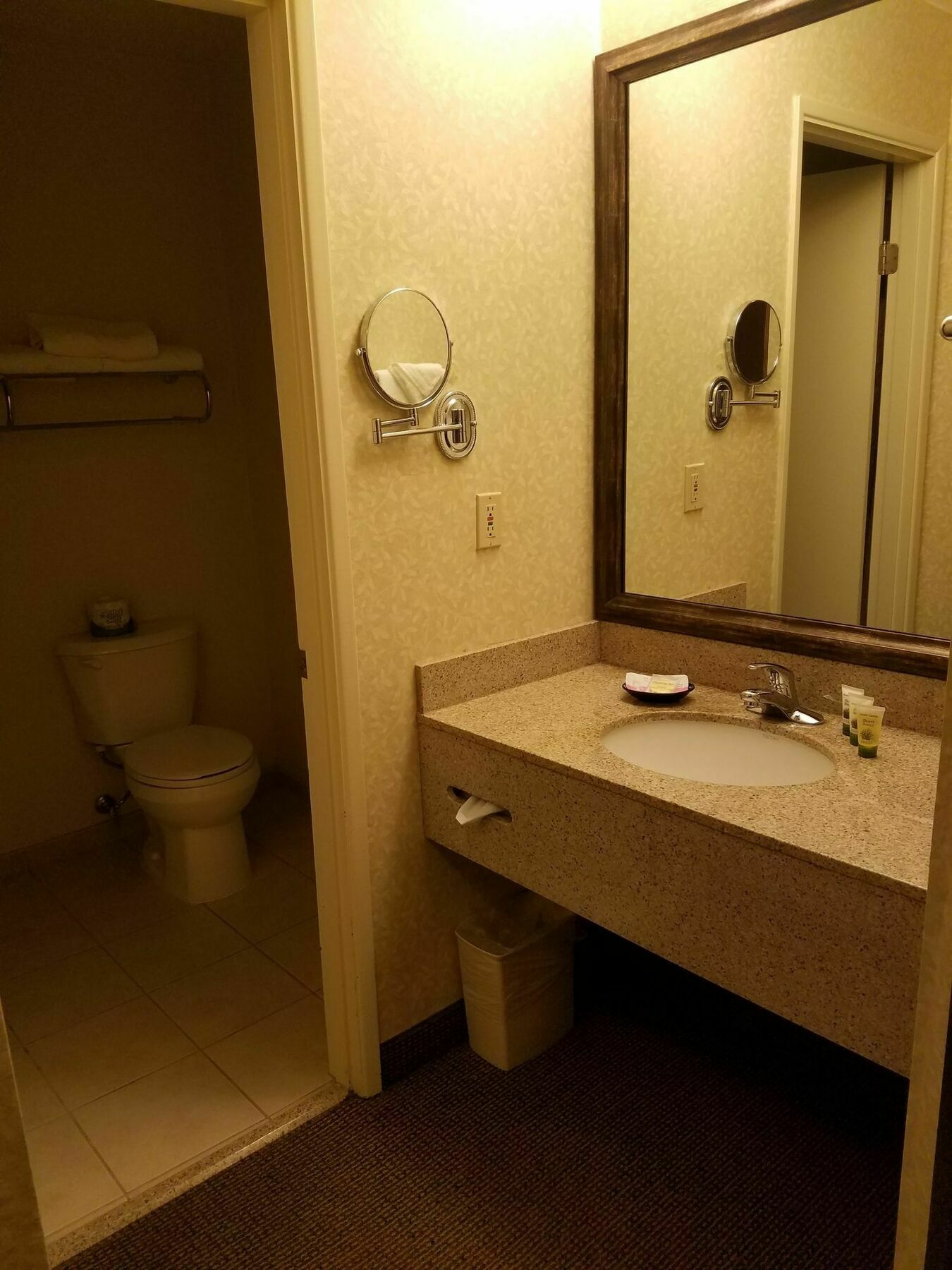 Best Western Plus Rivershore Hotel Oregon City Exterior foto